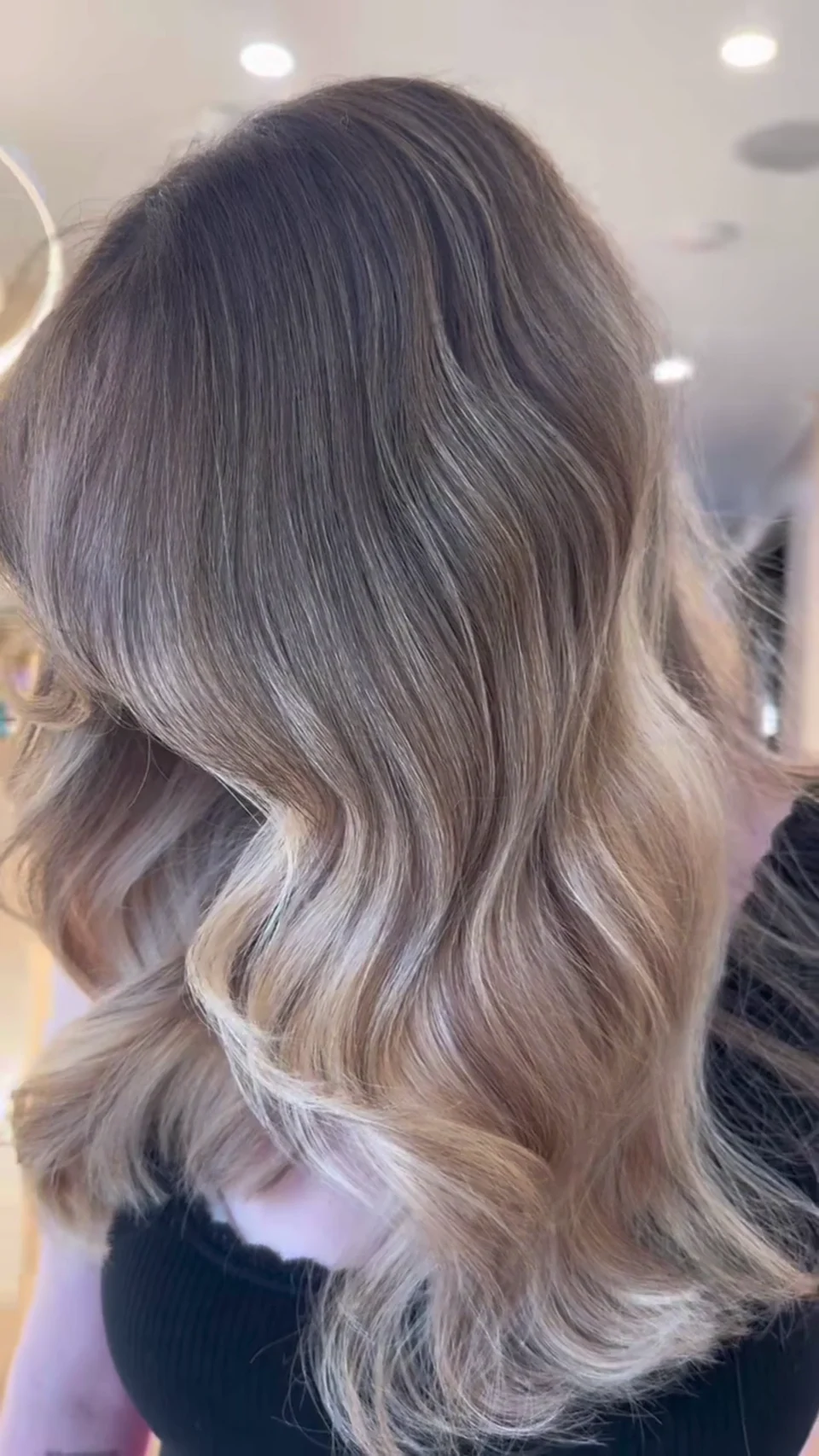 Lived-in blonde hair colour at h.AIRLAB by George