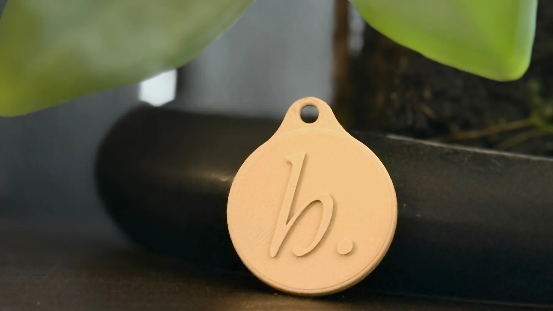 Meet h.AIRTAG: Your Personal Hairdresser at Home